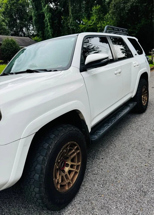2014 Toyota 4Runner 5th Gen - Image 3 of 8