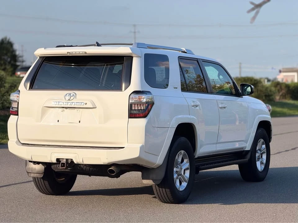 2014 Toyota 4Runner 5th Gen - Image 5 of 19