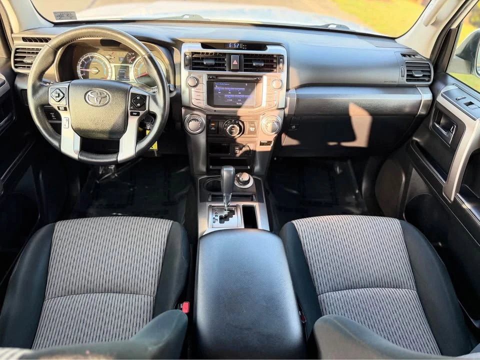 2014 Toyota 4Runner 5th Gen - Image 7 of 19