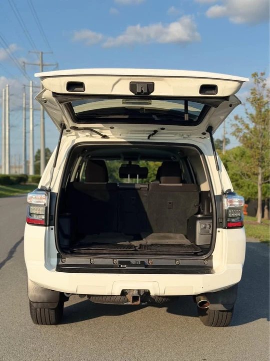 2014 Toyota 4Runner 5th Gen - Image 14 of 19