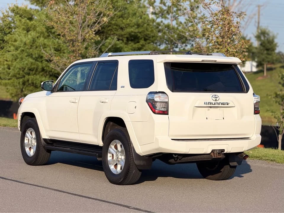 2014 Toyota 4Runner 5th Gen - Image 3 of 19