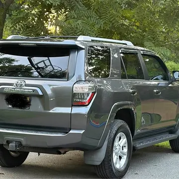 2014 Toyota 4Runner SR5 Sport Utility 4D