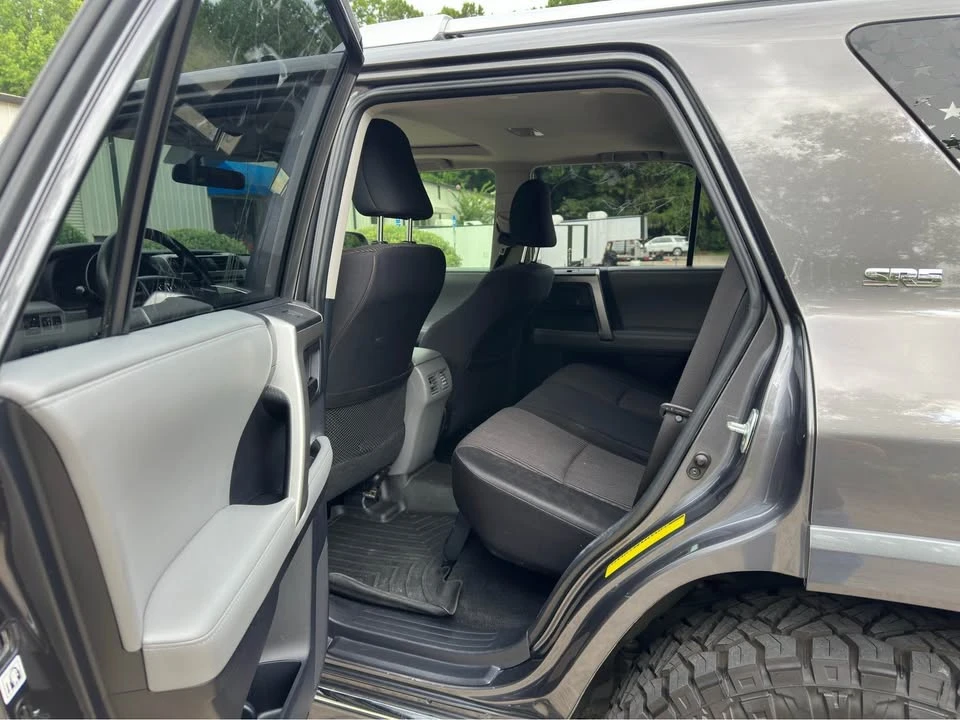 2014 Toyota 4Runner 5th Gen - Image 15 of 17