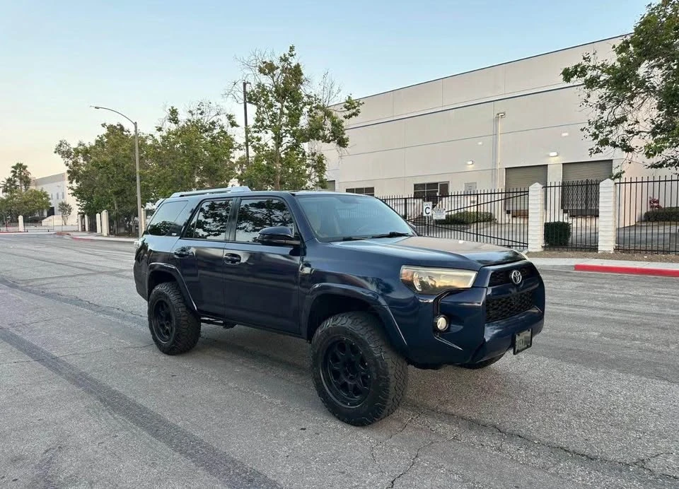 2014 Toyota 4Runner 5th Gen - Image 10 of 19