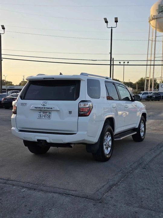 2014 Toyota 4Runner 5th Gen - Image 6 of 20