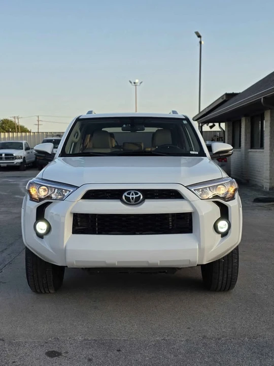 2014 Toyota 4Runner 5th Gen - Image 2 of 20