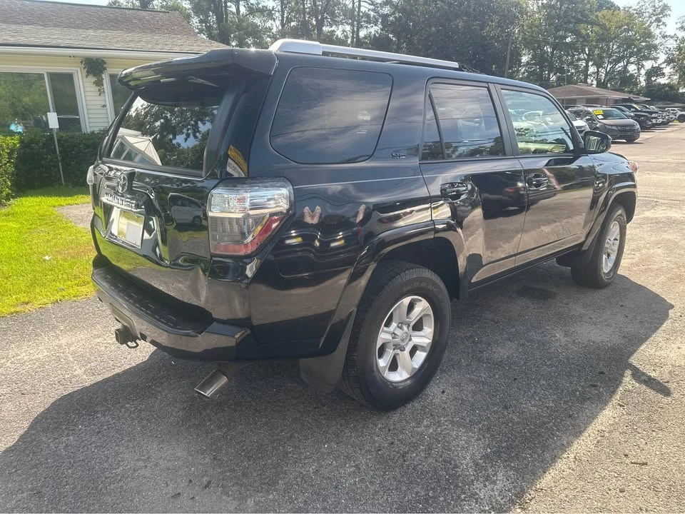 2014 Toyota 4Runner 5th Gen - Image 5 of 20