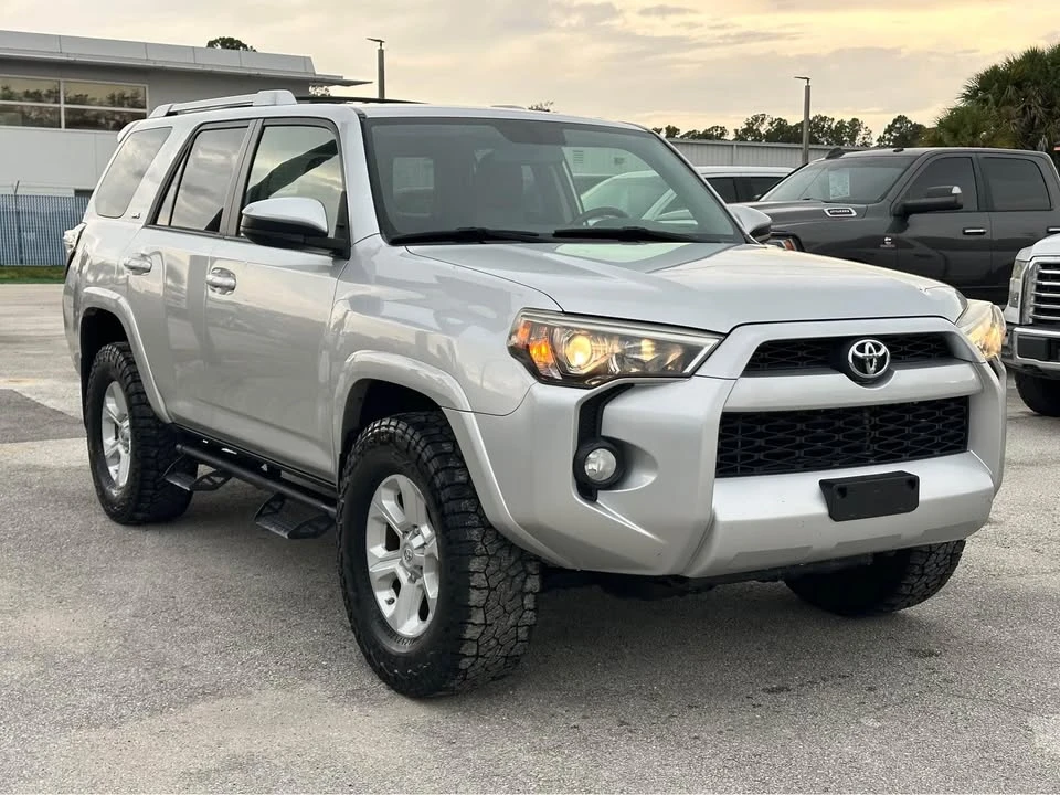2014 Toyota 4Runner 5th Gen - Image 8 of 16