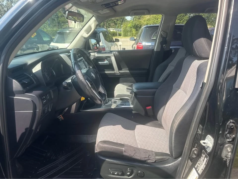 2014 Toyota 4Runner 5th Gen - Image 11 of 20