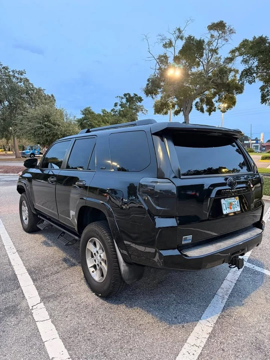 2014 Toyota 4Runner 5th Gen - Image 5 of 16