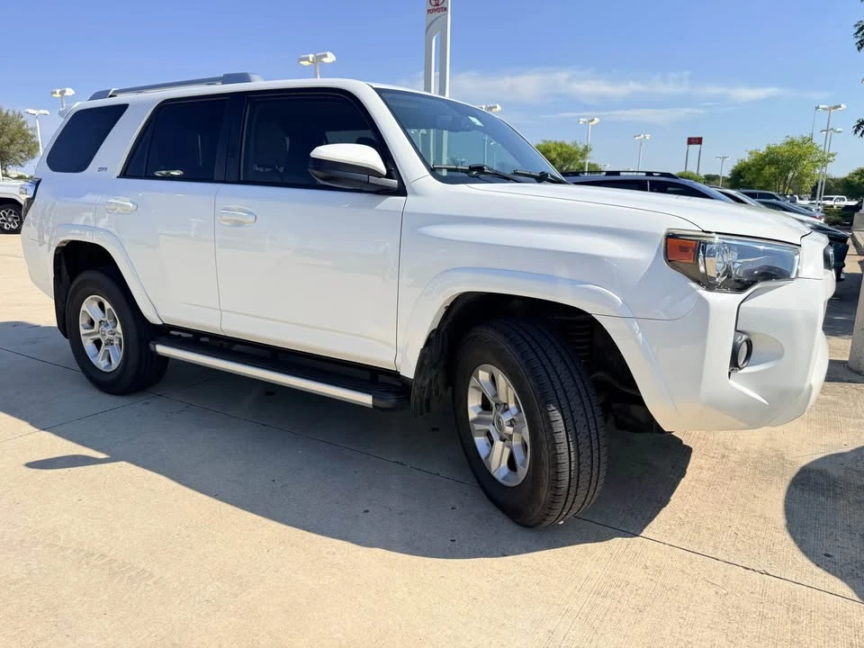 2014 Toyota 4Runner 5th Gen - Image 8 of 9