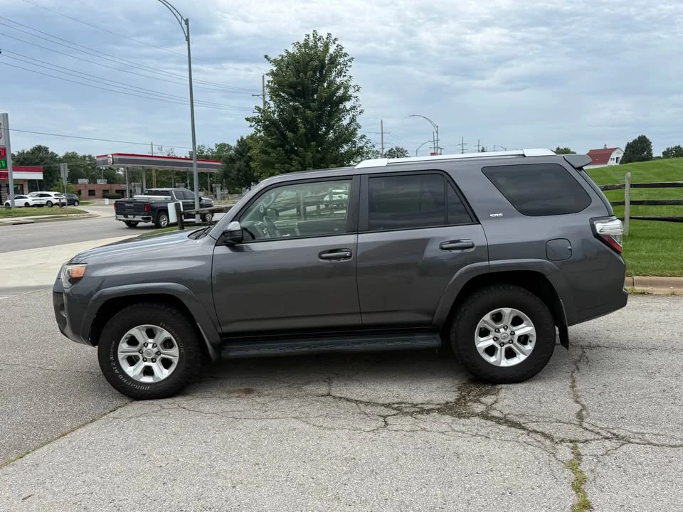 2014 Toyota 4Runner 5th Gen - Image 2 of 16