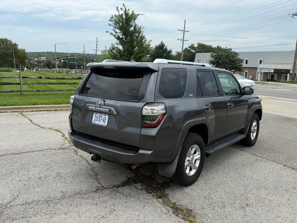 2014 Toyota 4Runner 5th Gen - Image 5 of 16