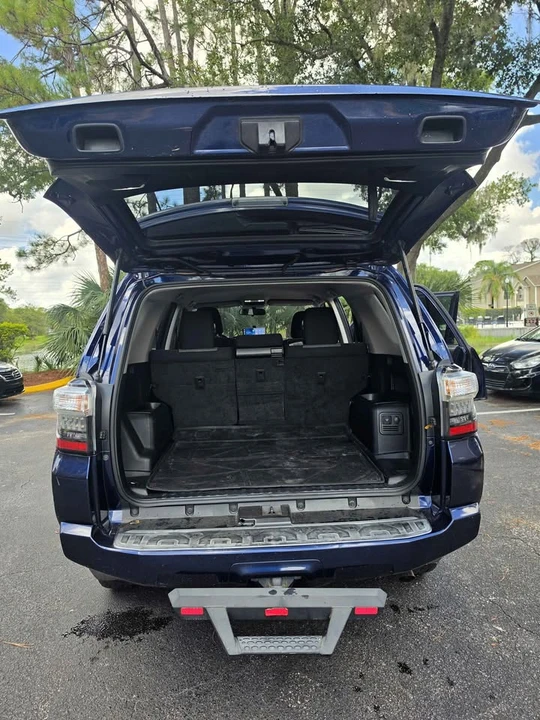 2014 Toyota 4Runner 5th Gen - Image 10 of 12