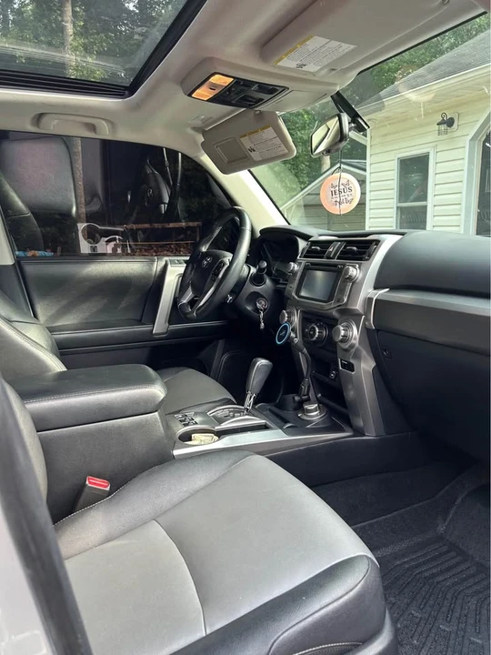 2014 Toyota 4Runner 5th Gen - Image 5 of 6
