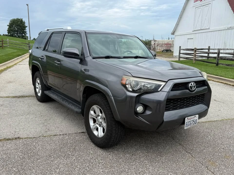 2014 Toyota 4Runner 5th Gen - Image 7 of 16