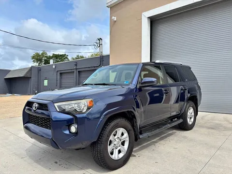 2014 Toyota 4Runner SR5 Sport Utility 4D