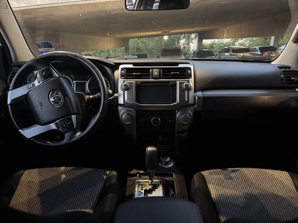 2014 Toyota 4Runner 5th Gen - Image 9 of 10