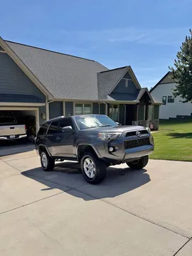 2014 Toyota 4Runner SR5 Sport Utility 4D