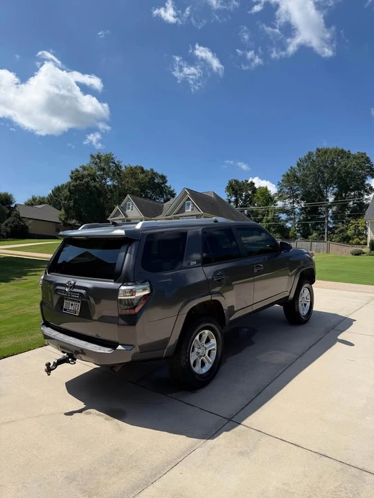 2014 Toyota 4Runner 5th Gen - Image 7 of 16