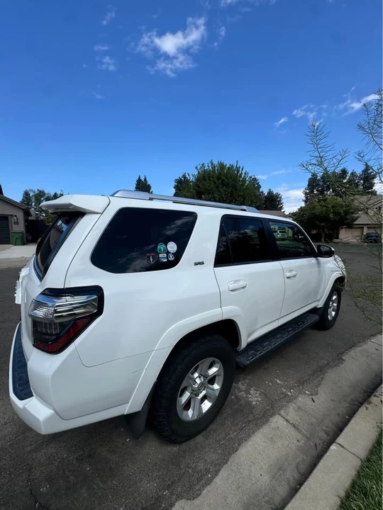 2014 Toyota 4Runner 5th Gen - Image 5 of 6