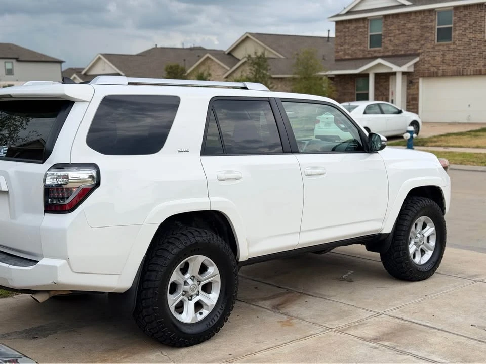 2014 Toyota 4Runner 5th Gen - Image 4 of 7