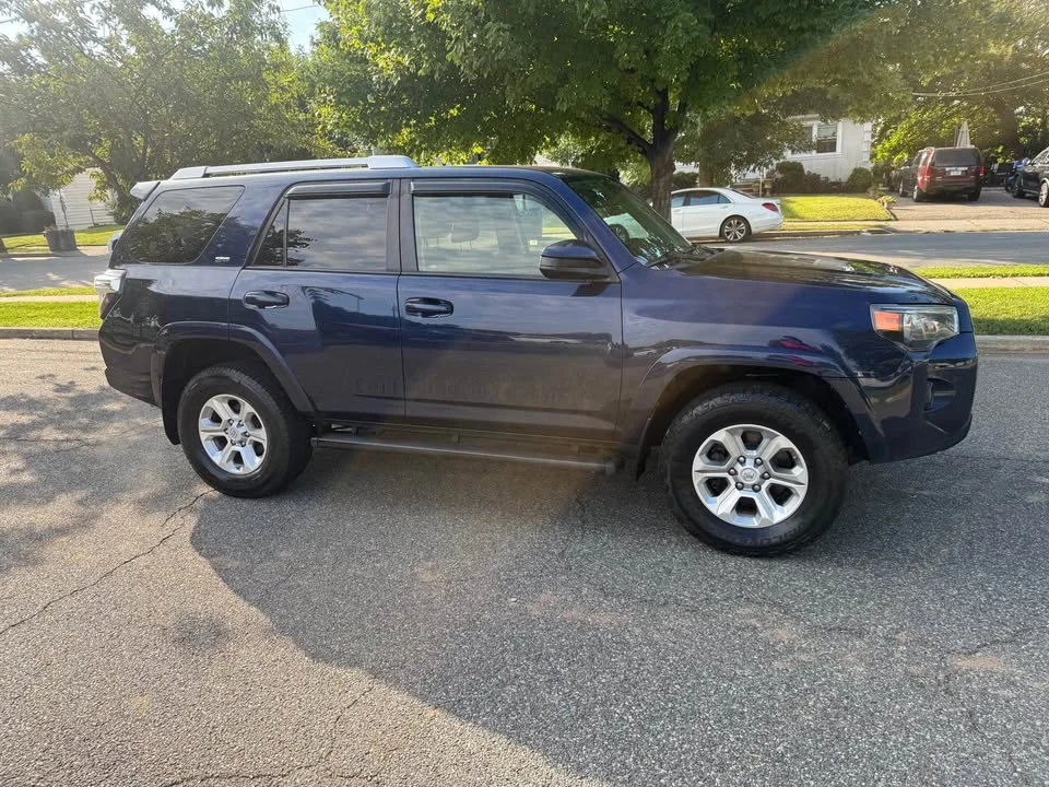 2014 Toyota 4Runner 5th Gen - Image 2 of 11