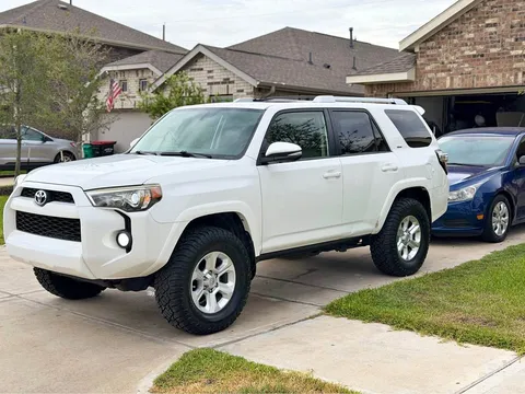 2014 Toyota 4Runner SR5 Sport Utility 4D