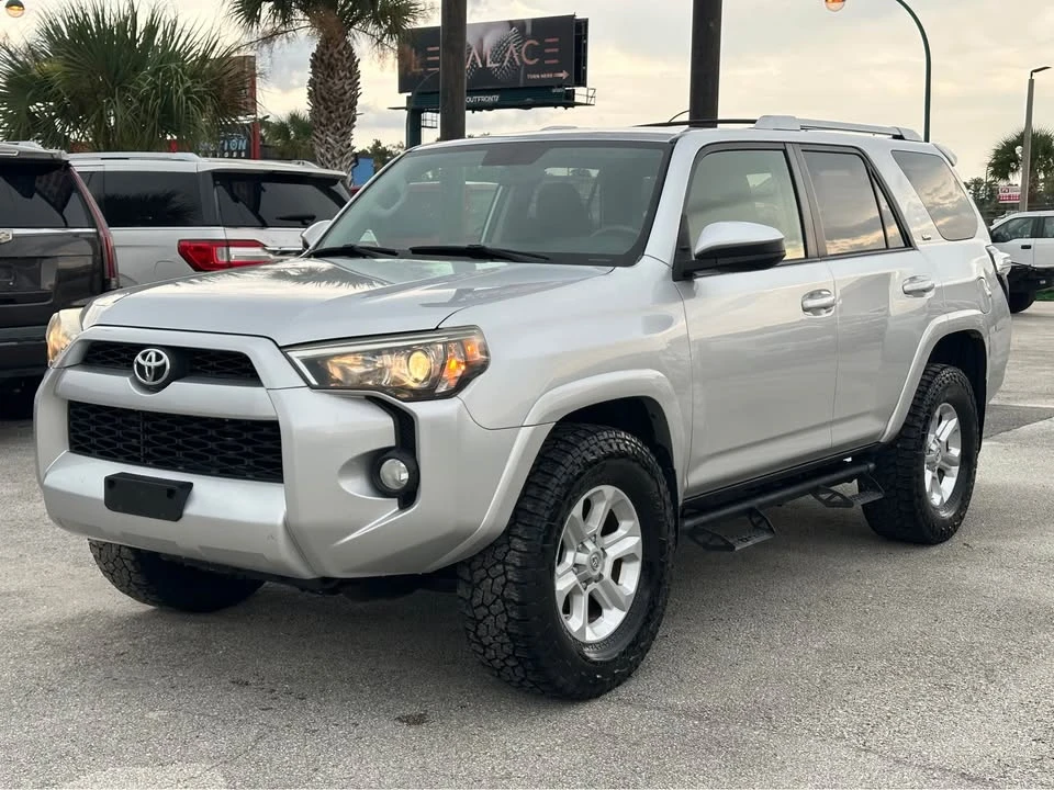 2014 Toyota 4Runner 5th Gen - Image 3 of 12