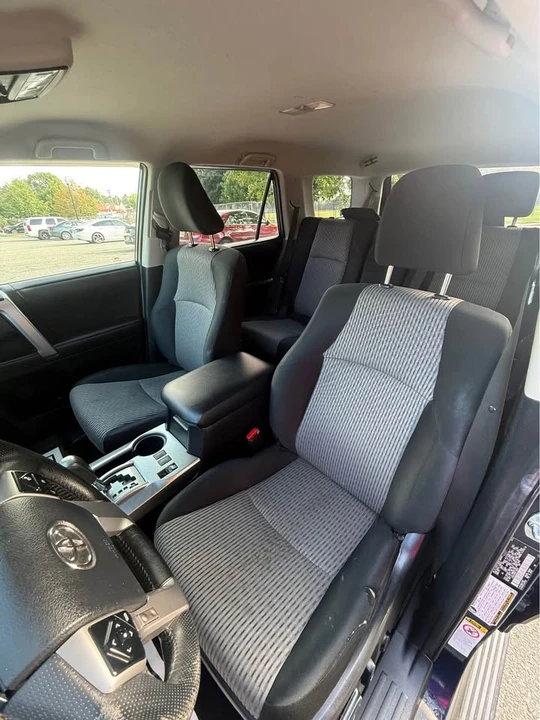 2014 Toyota 4Runner 5th Gen - Image 7 of 11