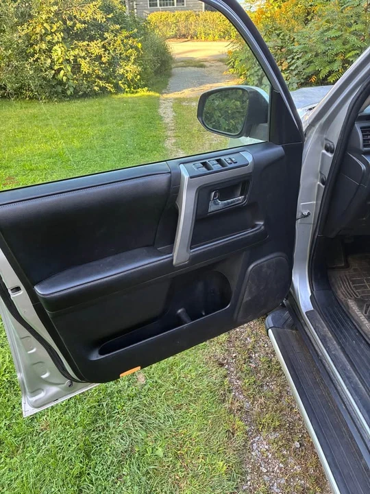 2014 Toyota 4Runner 5th Gen - Image 12 of 20