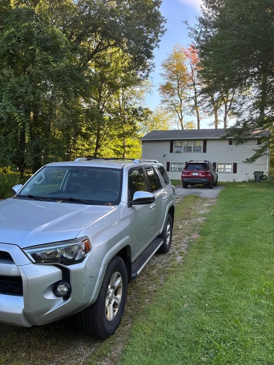 2014 Toyota 4Runner 5th Gen - Image 4 of 20