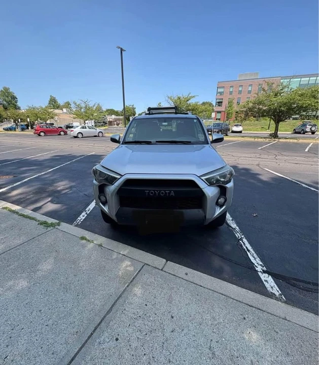 2014 Toyota 4Runner 5th Gen - Image 9 of 9