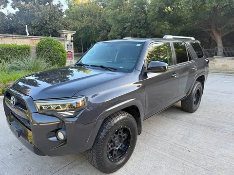 2014 Toyota 4Runner SR5 Sport Utility 4D