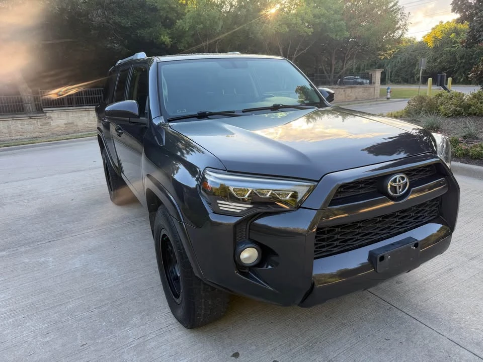 2014 Toyota 4Runner 5th Gen - Image 2 of 15