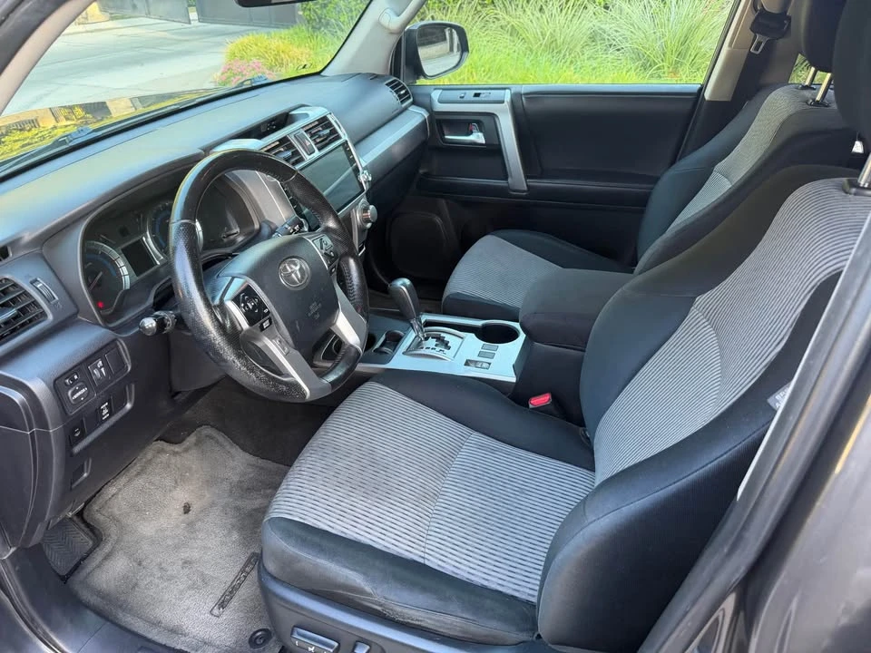 2014 Toyota 4Runner 5th Gen - Image 8 of 15