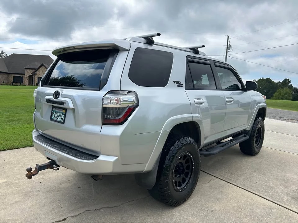 2014 Toyota 4Runner 5th Gen - Image 3 of 18