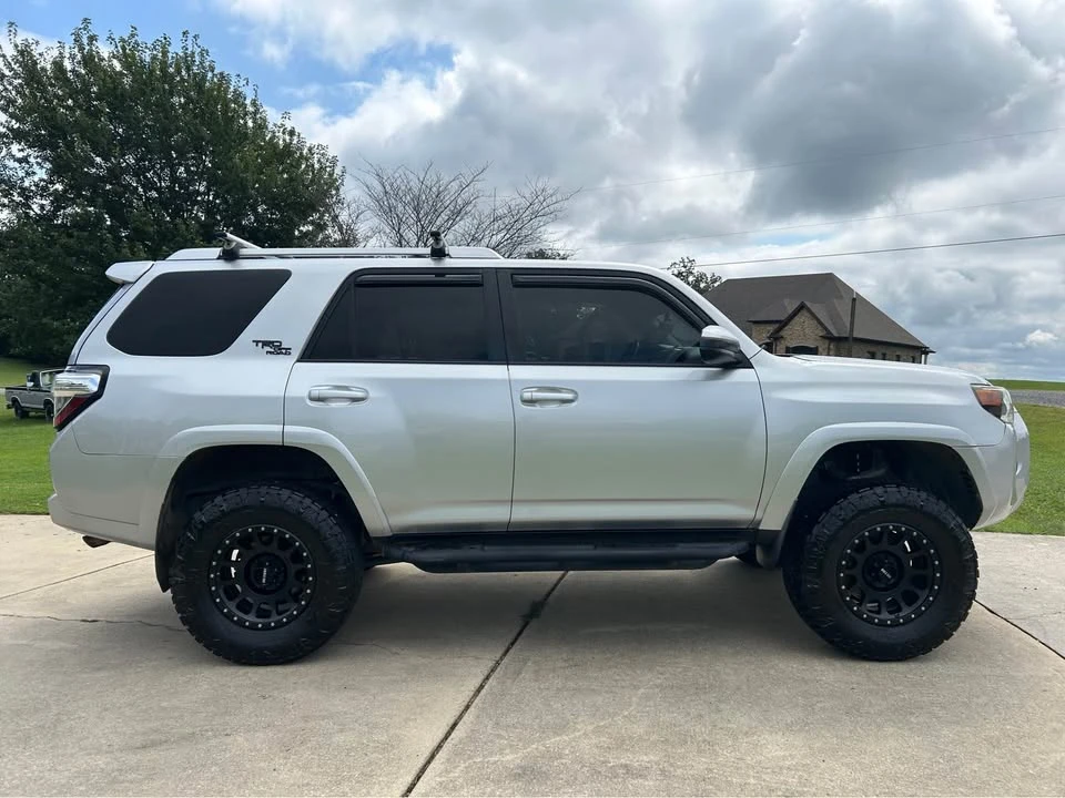 2014 Toyota 4Runner 5th Gen - Image 6 of 18