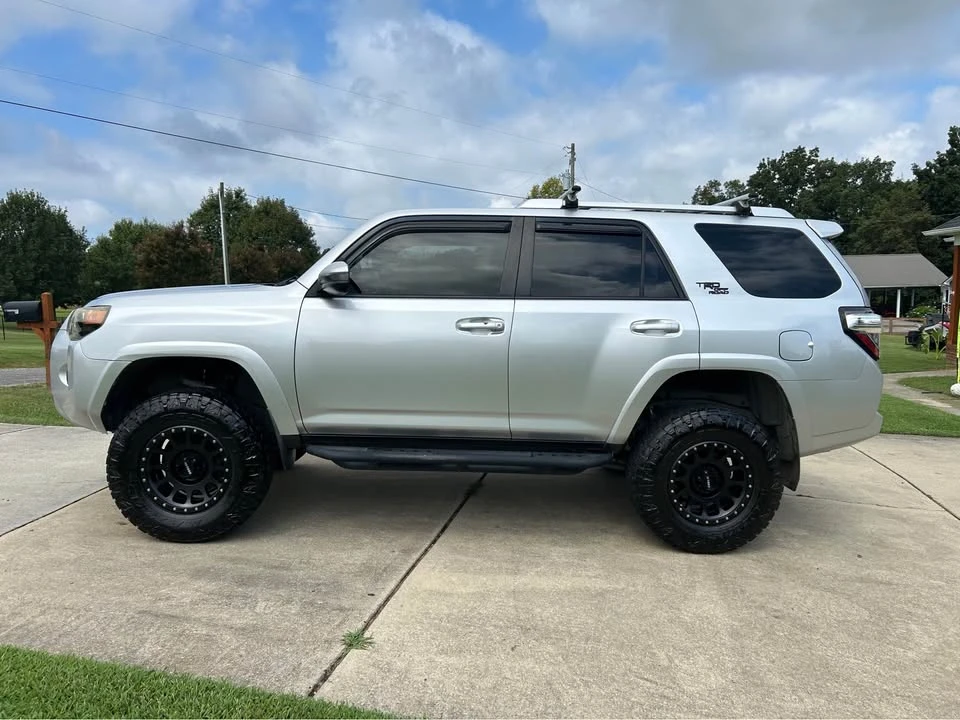 2014 Toyota 4Runner 5th Gen - Image 5 of 18