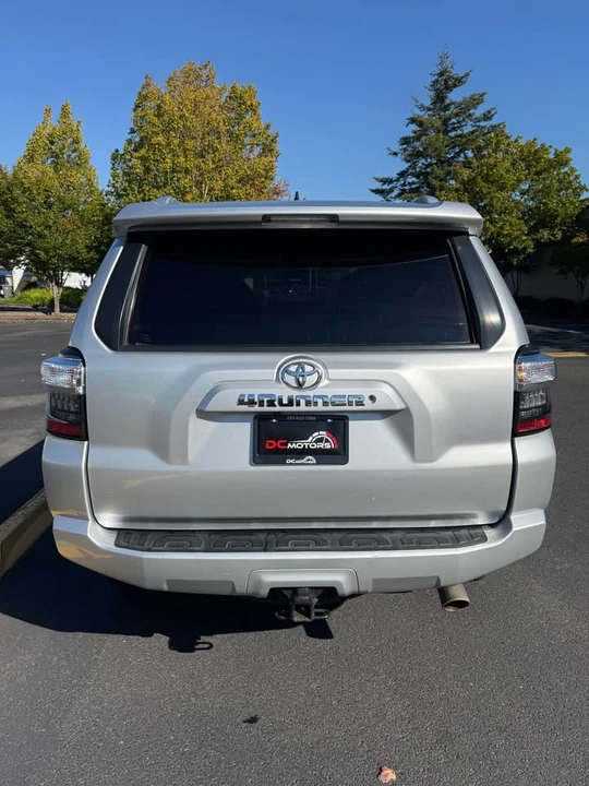 2014 Toyota 4Runner 5th Gen - Image 7 of 17