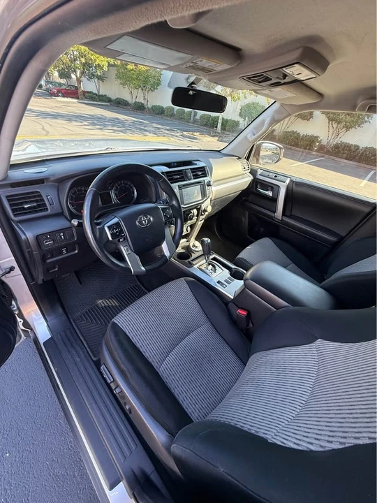 2014 Toyota 4Runner 5th Gen - Image 11 of 17