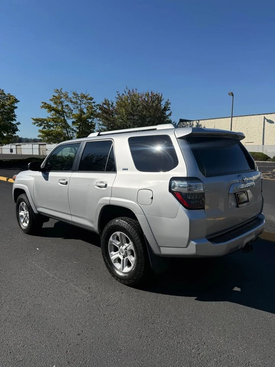 2014 Toyota 4Runner 5th Gen - Image 8 of 17