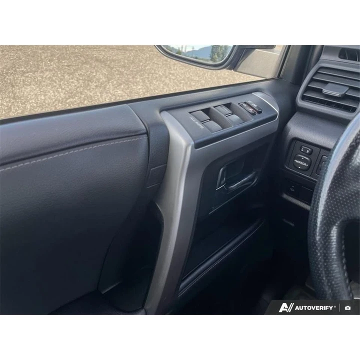 2014 Toyota 4Runner 5th Gen - Image 17 of 20