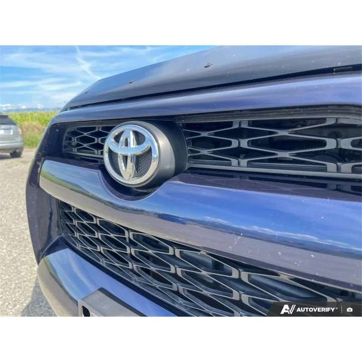 2014 Toyota 4Runner 5th Gen - Image 9 of 20