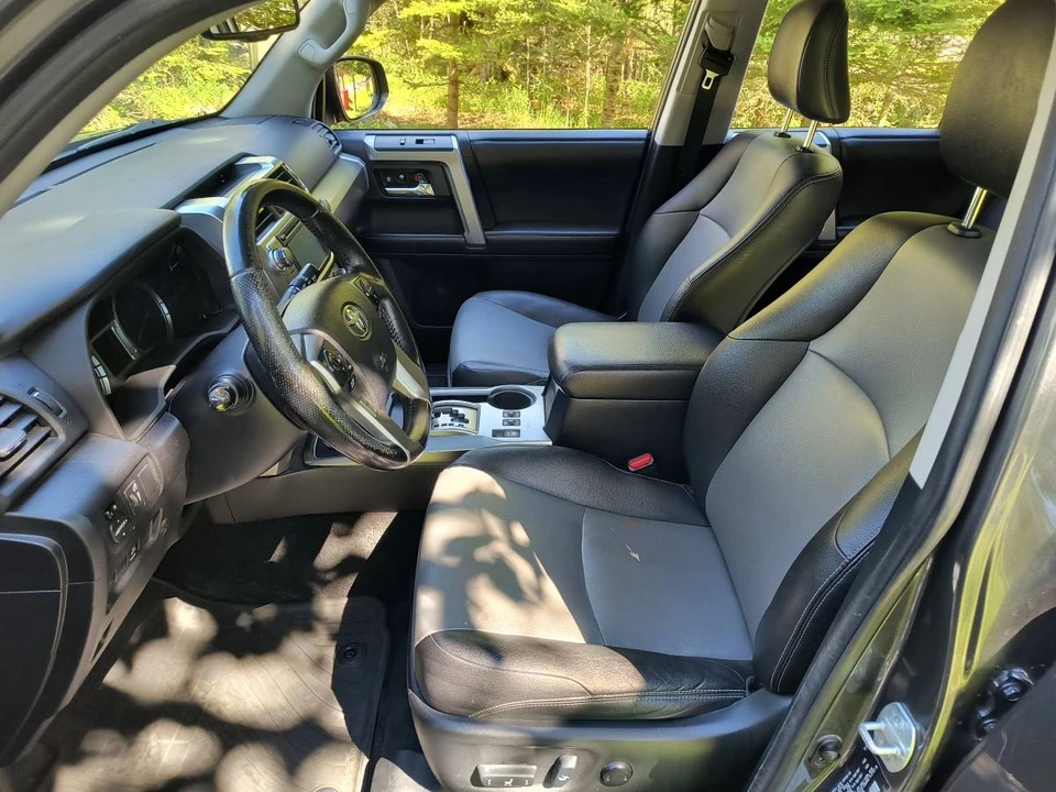 2014 Toyota 4Runner 5th Gen - Image 11 of 24