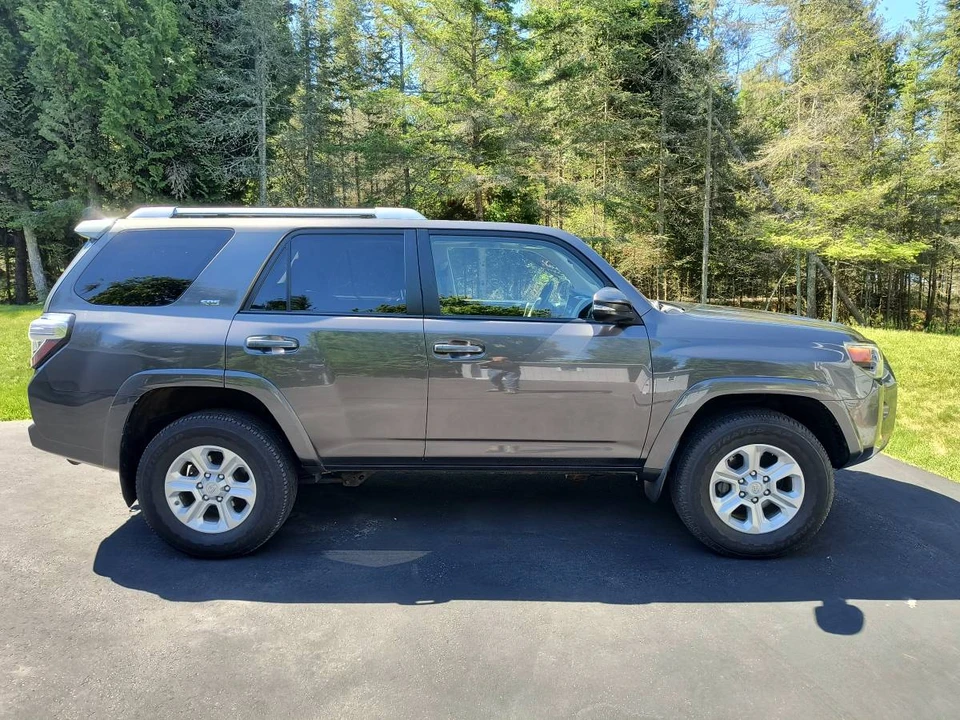 2014 Toyota 4Runner 5th Gen - Image 7 of 24