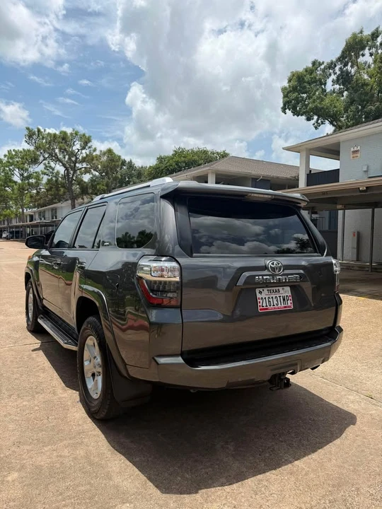 2014 Toyota 4Runner 5th Gen - Image 5 of 20