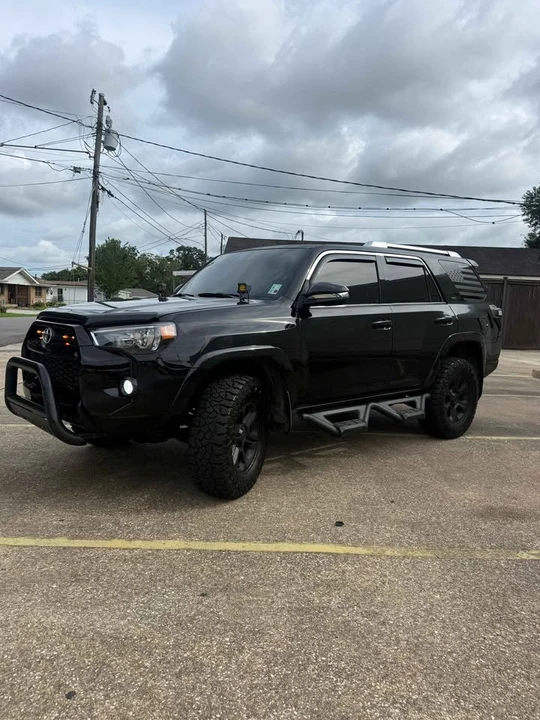 2014 Toyota 4Runner 5th Gen - Image 5 of 11