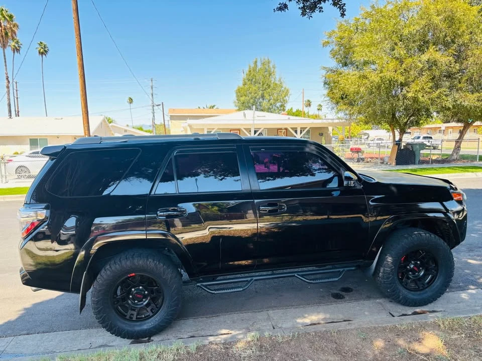 2014 Toyota 4Runner 5th Gen - Image 4 of 12