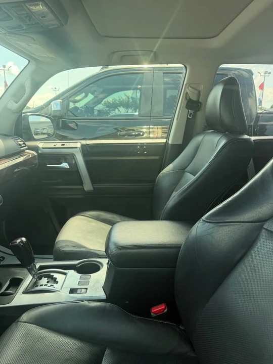 2014 Toyota 4Runner 5th Gen - Image 7 of 8